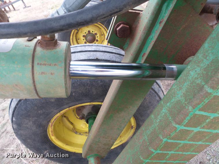 image for item DC6763 John Deere 630 tandem disk