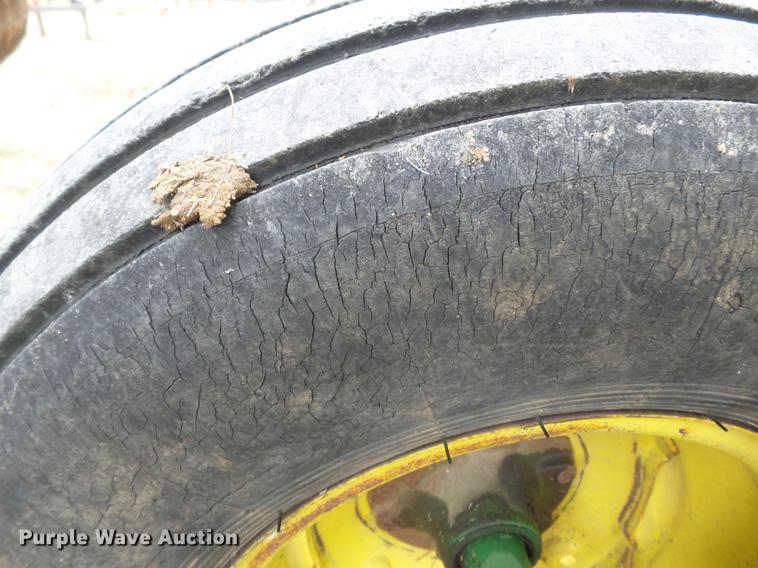 image for item DC6763 John Deere 630 tandem disk