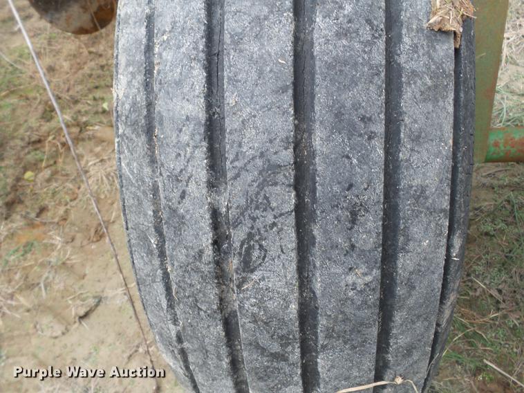 image for item DC6763 John Deere 630 tandem disk