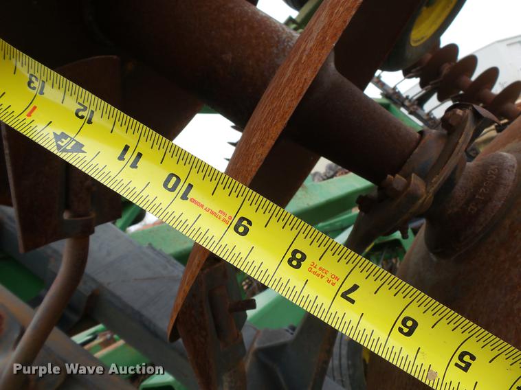 image for item DC6763 John Deere 630 tandem disk