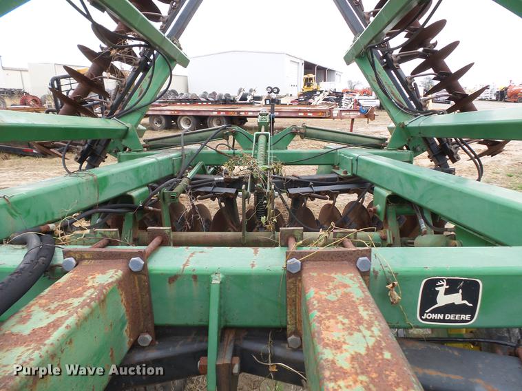 image for item DC6763 John Deere 630 tandem disk