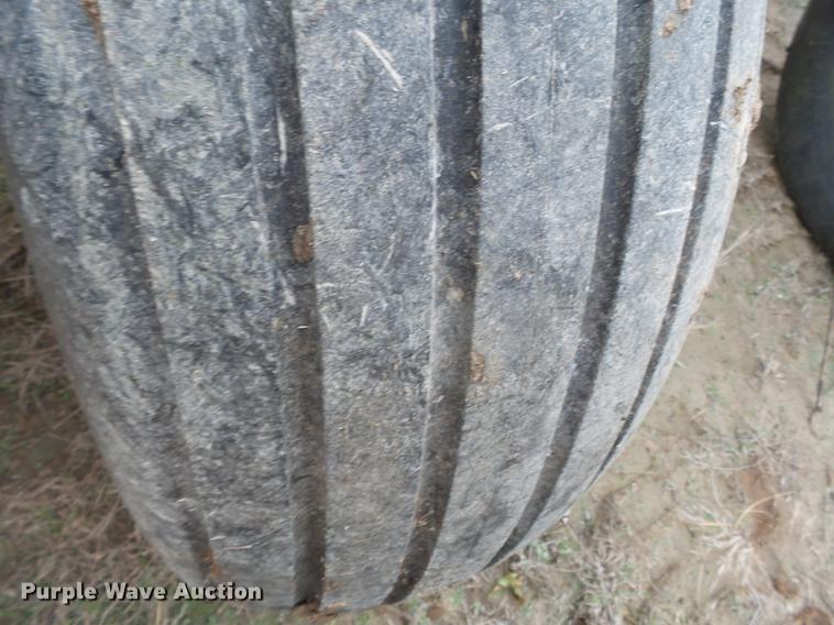 image for item DC6763 John Deere 630 tandem disk