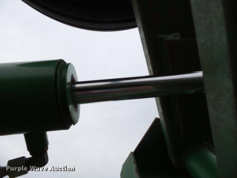 image for item DC6763 John Deere 630 tandem disk