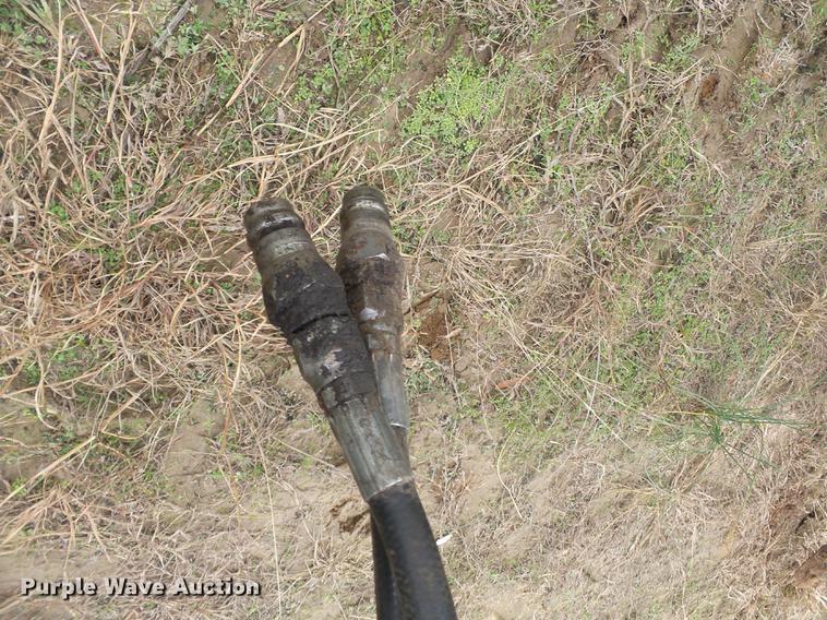 image for item DC6764 John Deere 980 field cultivator