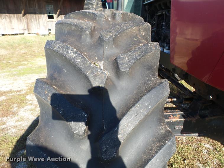 image for item DC6772 Case IH 3394 MFWD tractor