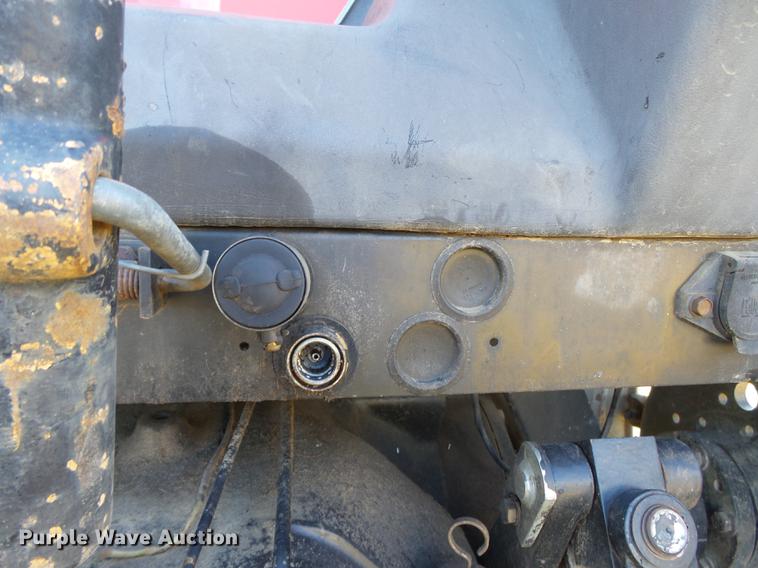 image for item DC6772 Case IH 3394 MFWD tractor