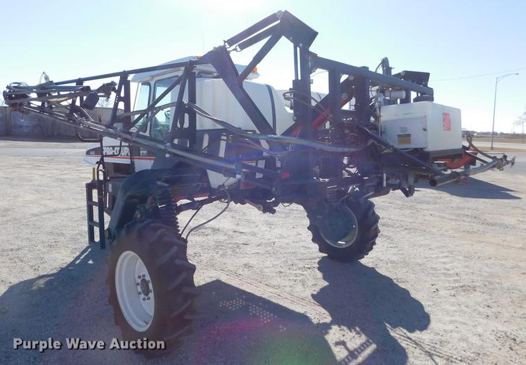 image for item DC8459 2002 SpraCoupe 4440 self-propelled sprayer