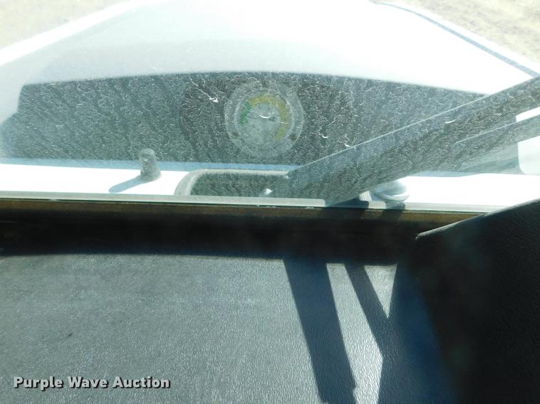 image for item DC8459 2002 SpraCoupe 4440 self-propelled sprayer