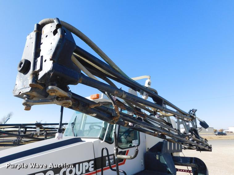 image for item DC8459 2002 SpraCoupe 4440 self-propelled sprayer