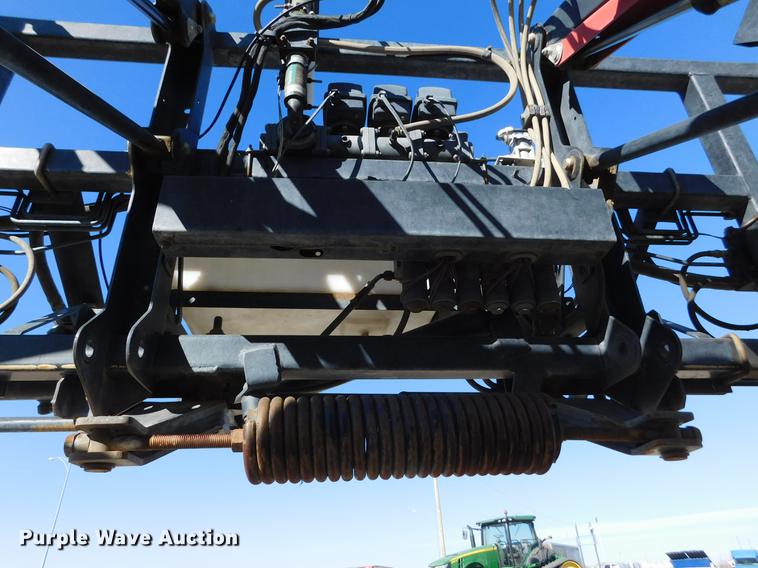 image for item DC8459 2002 SpraCoupe 4440 self-propelled sprayer