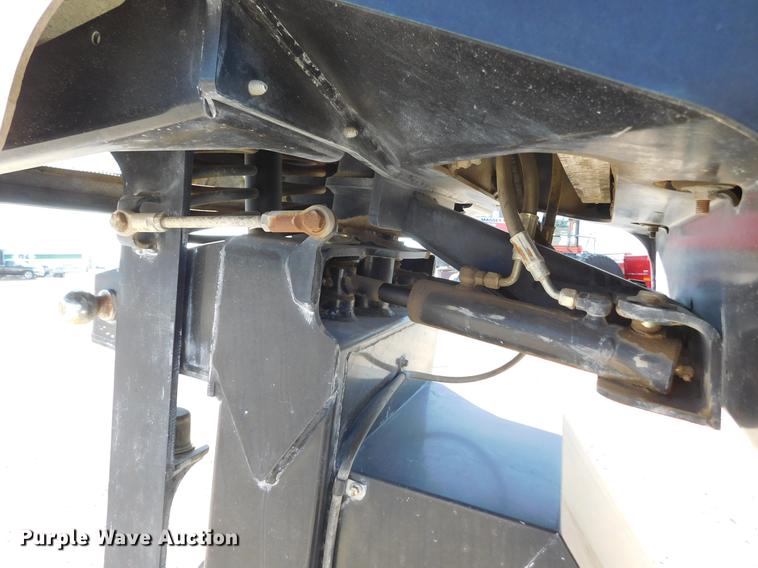 image for item DC8459 2002 SpraCoupe 4440 self-propelled sprayer