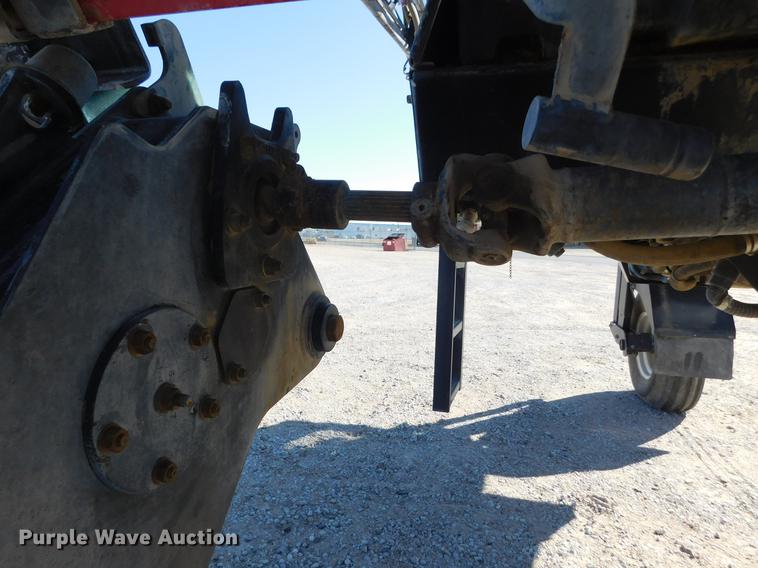 image for item DC8459 2002 SpraCoupe 4440 self-propelled sprayer