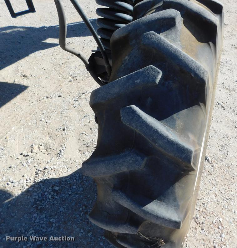 image for item DC8459 2002 SpraCoupe 4440 self-propelled sprayer