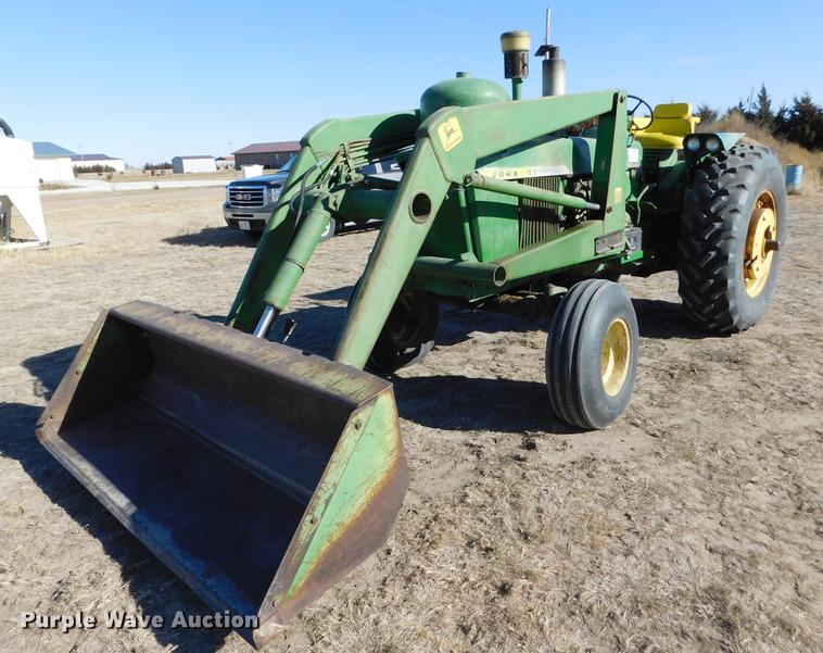 image for item DC8486 John Deere 4020 tractor