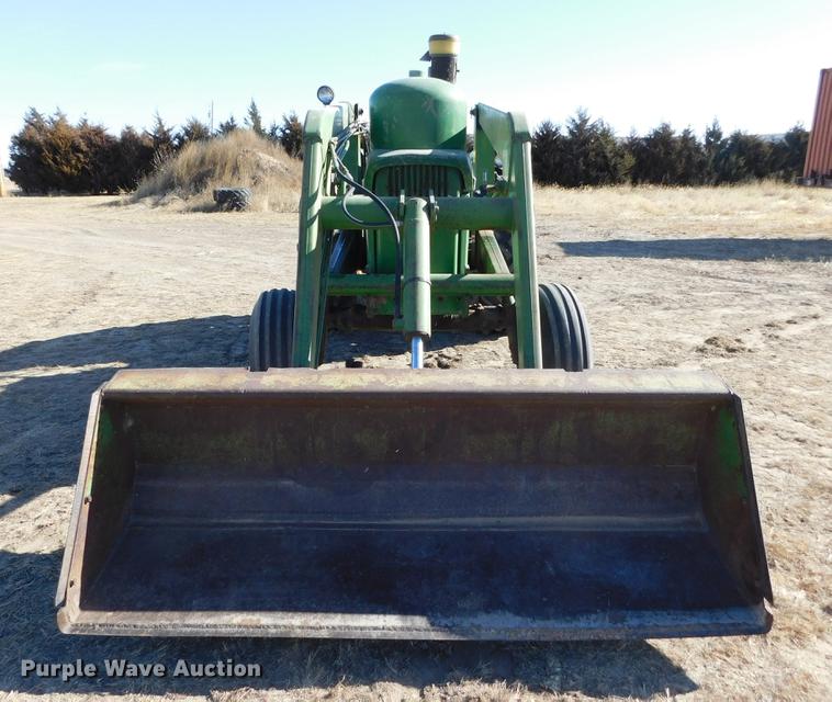 image for item DC8486 John Deere 4020 tractor