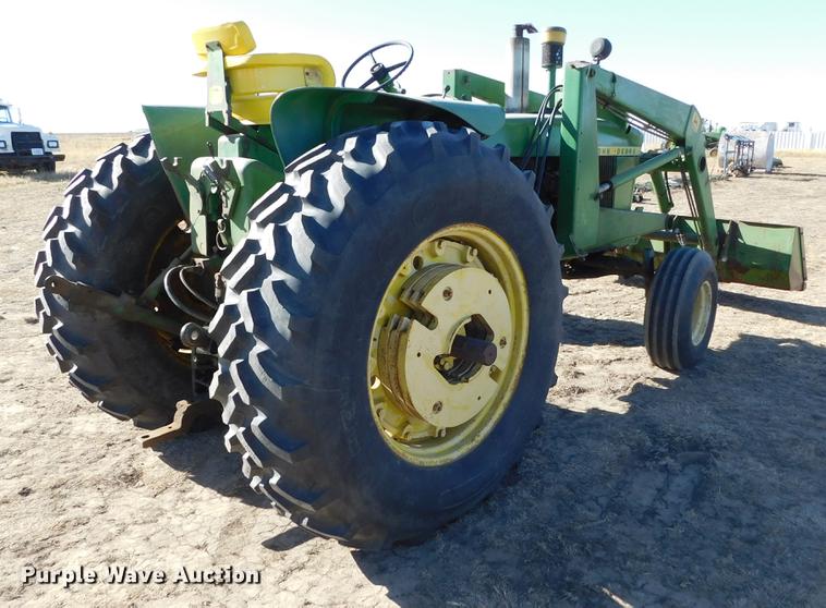 image for item DC8486 John Deere 4020 tractor