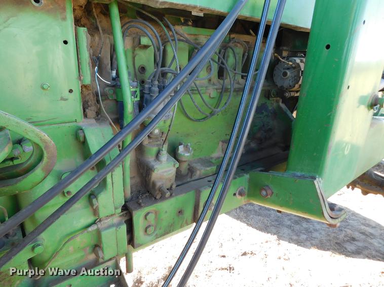 image for item DC8486 John Deere 4020 tractor