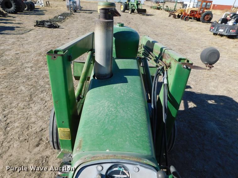 image for item DC8486 John Deere 4020 tractor