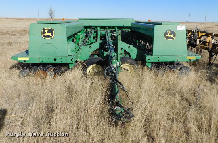 image for item DC8489 John Deere 455 grain drill