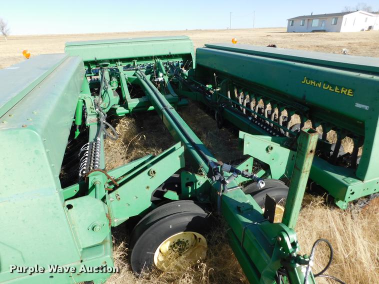 image for item DC8489 John Deere 455 grain drill