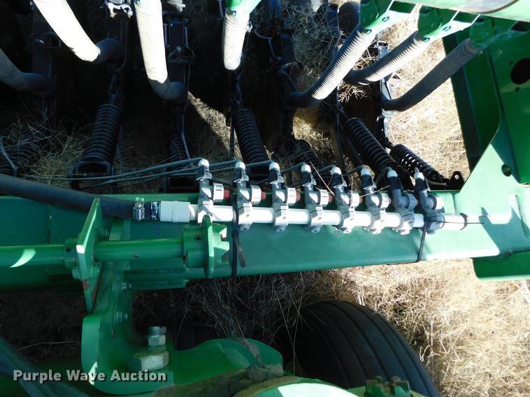 image for item DC8489 John Deere 455 grain drill