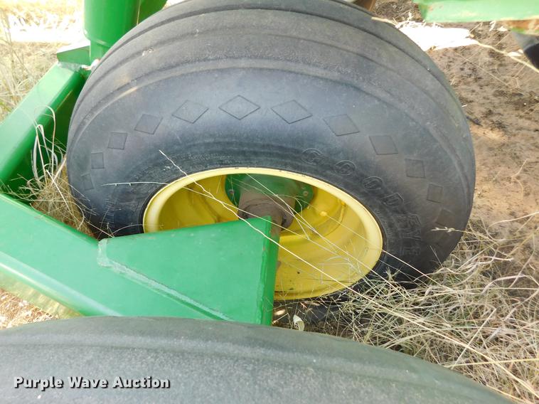 image for item DC8489 John Deere 455 grain drill