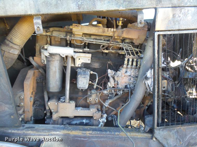 image for item DC8499 1993 John Deere 8770 4WD tractor