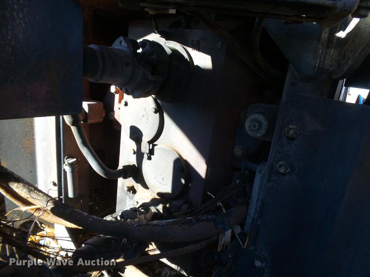 image for item DC8499 1993 John Deere 8770 4WD tractor