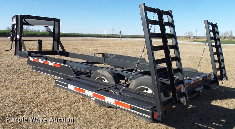 image for item DD1440 2009 Donahue EX6180 windrower trailer