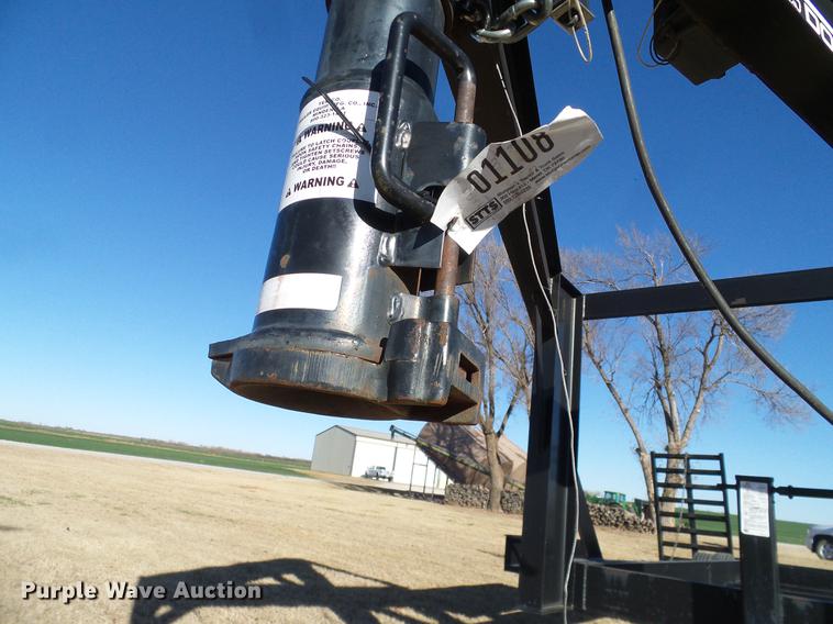 image for item DD1440 2009 Donahue EX6180 windrower trailer