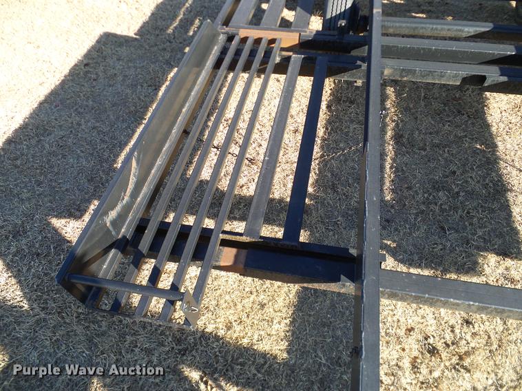 image for item DD1440 2009 Donahue EX6180 windrower trailer