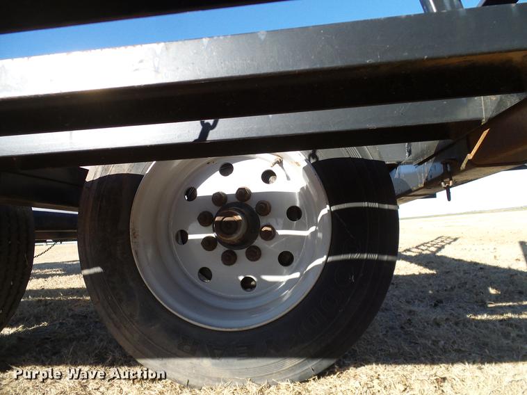 image for item DD1440 2009 Donahue EX6180 windrower trailer