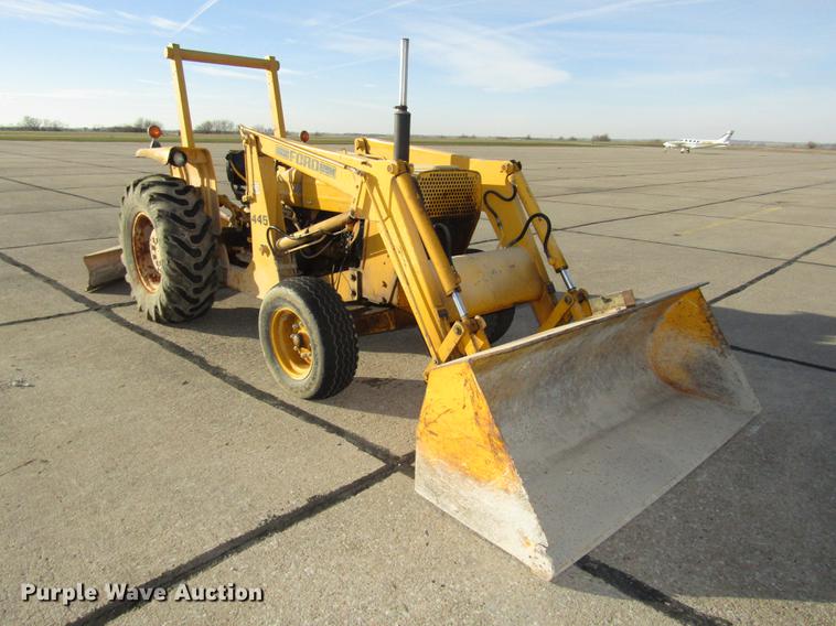 image for item DD2988 Ford 445 tractor