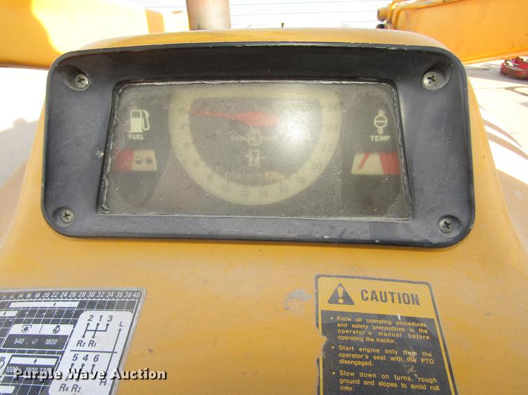 image for item DD2988 Ford 445 tractor