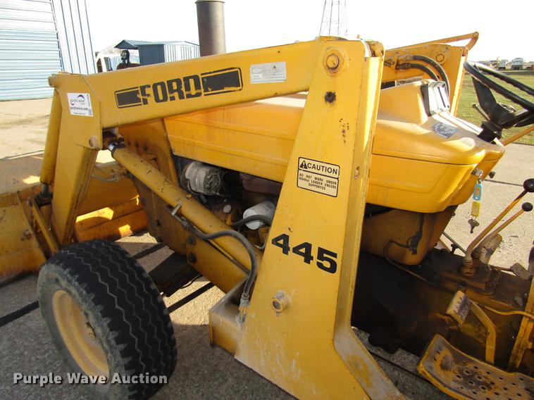 image for item DD2988 Ford 445 tractor