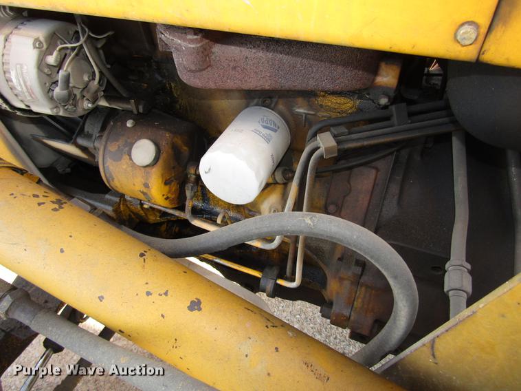 image for item DD2988 Ford 445 tractor