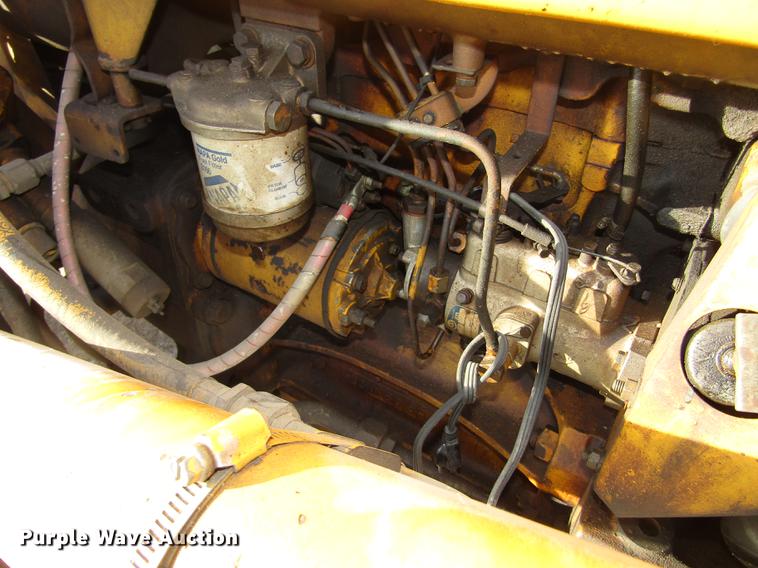 image for item DD2988 Ford 445 tractor