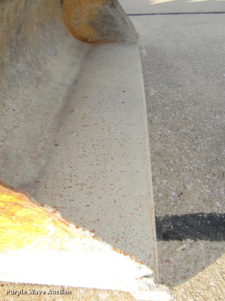 image for item DD2988 Ford 445 tractor