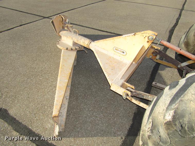 image for item DD2988 Ford 445 tractor