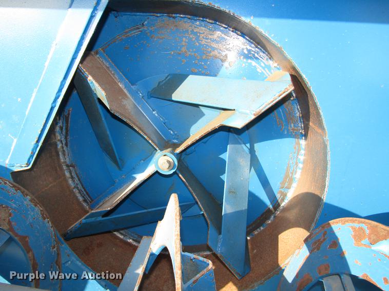 image for item DD2989 Snow Machines Corp. 1700 snow blower