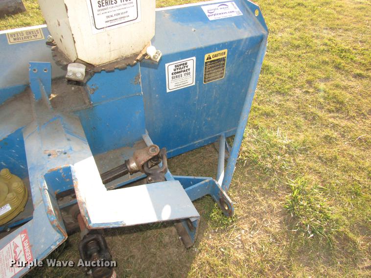 image for item DD2989 Snow Machines Corp. 1700 snow blower