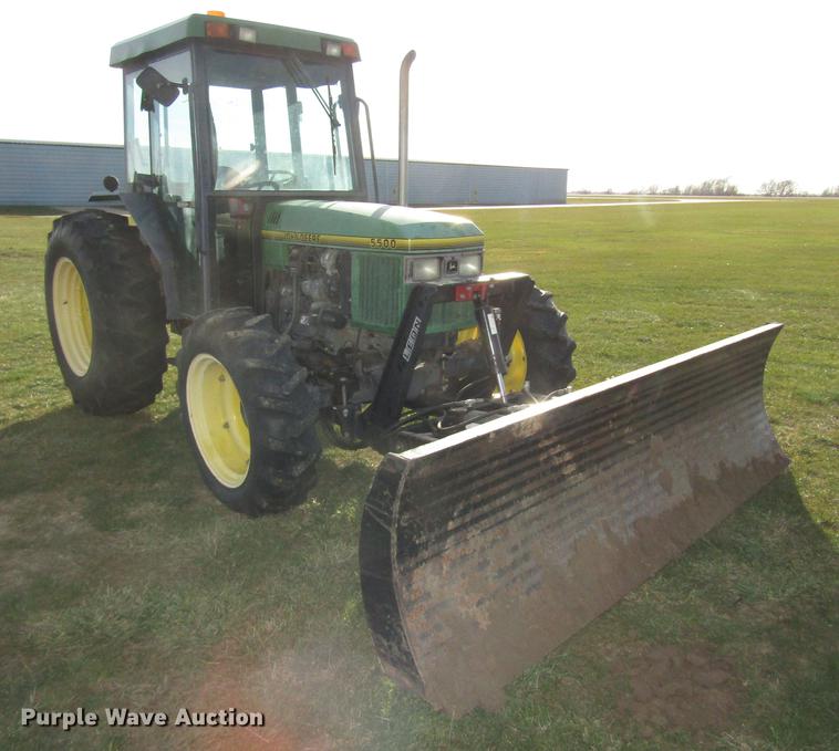 image for item DD2998 1996 John Deere 5500 MFWD tractor