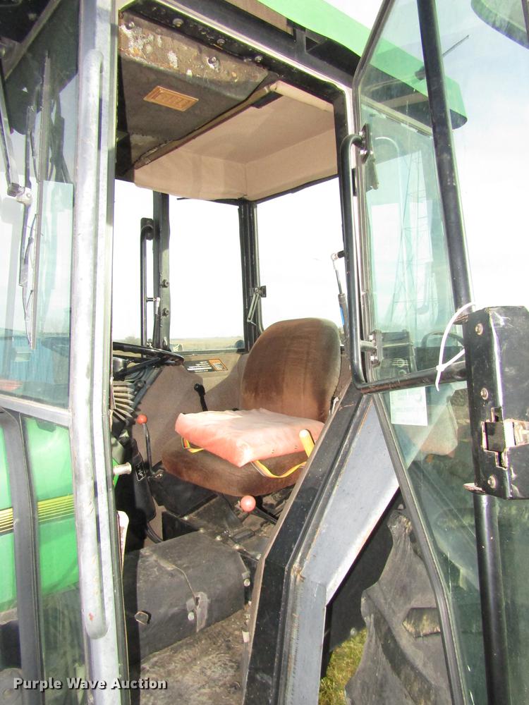 image for item DD2998 1996 John Deere 5500 MFWD tractor