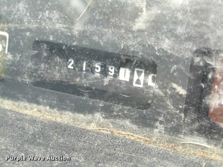 image for item DD2998 1996 John Deere 5500 MFWD tractor