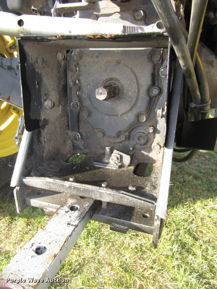 image for item DD2998 1996 John Deere 5500 MFWD tractor