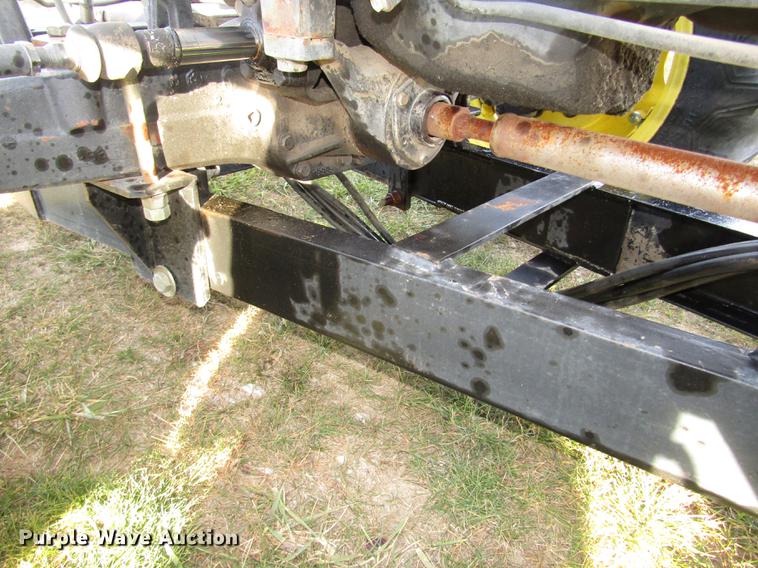 image for item DD2998 1996 John Deere 5500 MFWD tractor