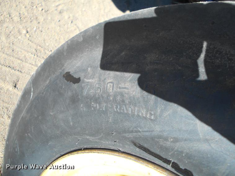 image for item DK9208 John Deere 455 grain drill