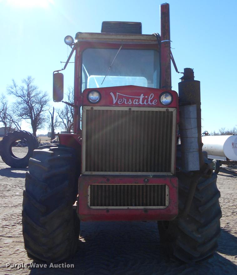 image for item DK9249 Versatile 145 4WD tractor