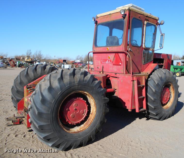 image for item DK9249 Versatile 145 4WD tractor