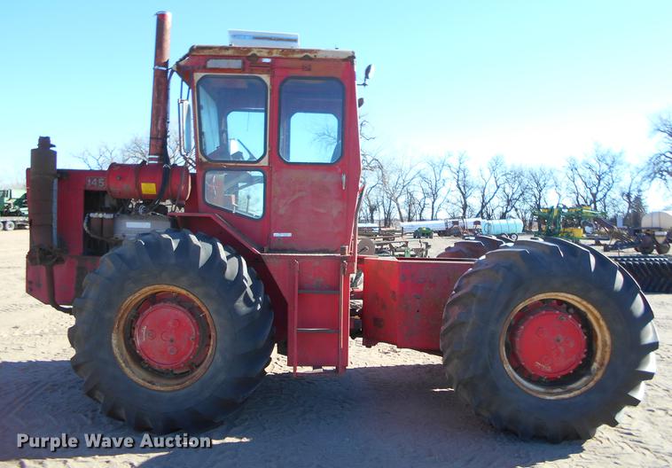 image for item DK9249 Versatile 145 4WD tractor